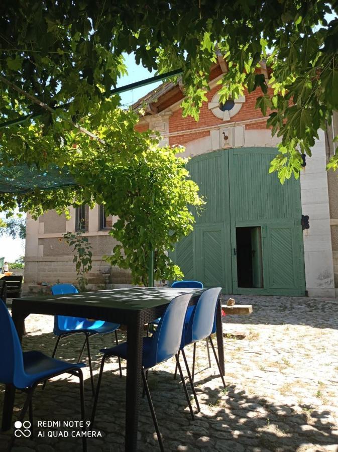Les Pierrades en Camargue Villa Vauvert Exterior foto